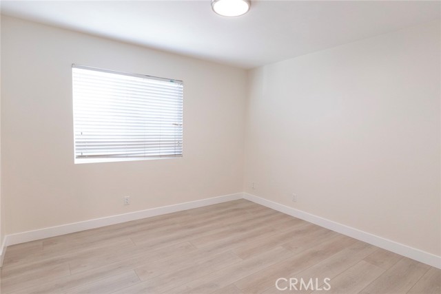 Detail Gallery Image 19 of 35 For 2215 Marshallfield Ln a,  Redondo Beach,  CA 90278 - 3 Beds | 2/1 Baths