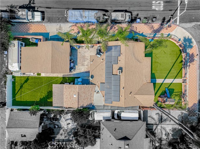 9899 Amboy Avenue photo 6