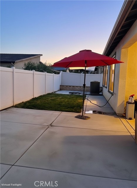 Detail Gallery Image 4 of 18 For 1539 Newland, Beaumont,  CA 92223 - 2 Beds | 2/1 Baths