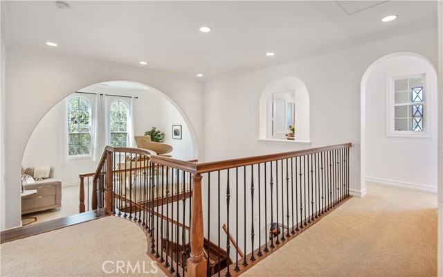 Detail Gallery Image 20 of 40 For 8005 Bell Crest Dr, Los Angeles,  CA 90045 - 6 Beds | 4 Baths