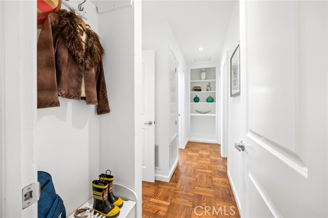 Detail Gallery Image 20 of 32 For 810 W Route 66, Glendora,  CA 91740 - 3 Beds | 2 Baths