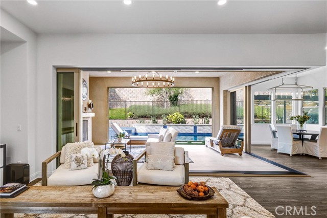 Image 9 of 46 For 5577 Heritage Oak