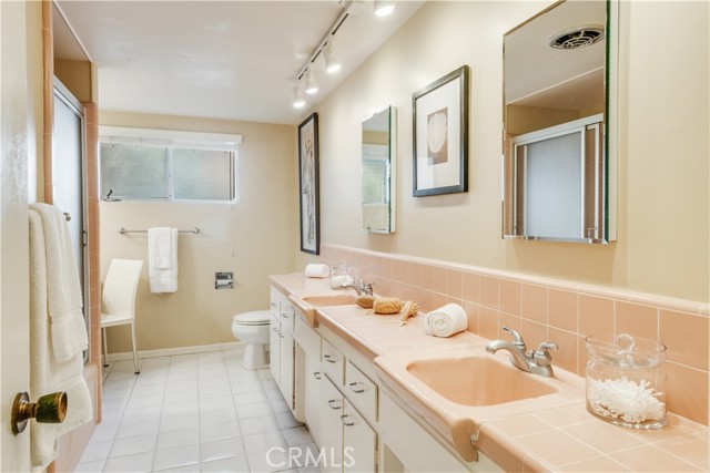 2217 Via Alamitos, Palos Verdes Estates, California 90274, 4 Bedrooms Bedrooms, ,1 BathroomBathrooms,Residential,Sold,Via Alamitos,PV21229807