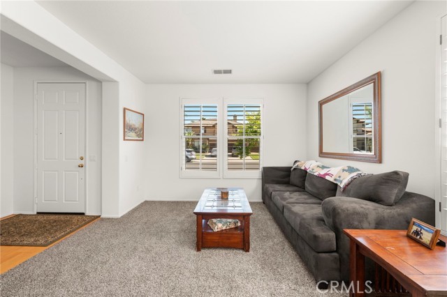 32392 Giverny Court, Winchester CA: https://media.crmls.org/medias/43759600-6d7a-409d-b31c-4bb5246ccc3c.jpg