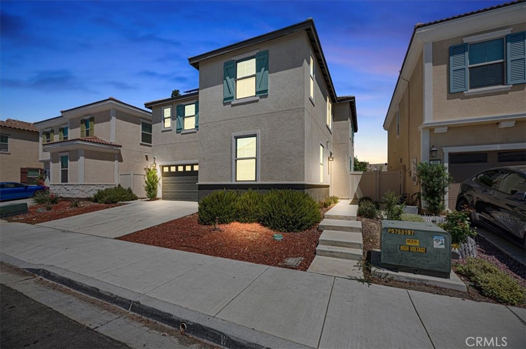 938 W Jasmine Way