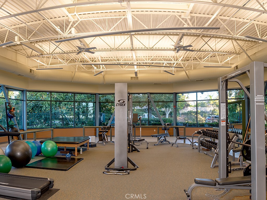 https://media.crmls.org/medias/43766026-9482-4b10-9dcc-38d0ec840ab3.jpg?preset=X-Large