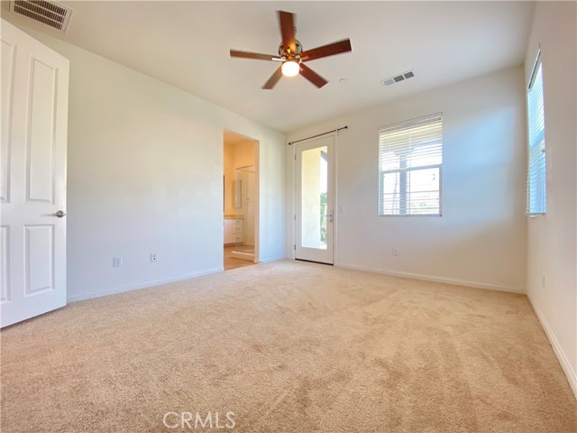 800 E Promenade Unit A, Azusa CA: https://media.crmls.org/medias/43772d4f-efcc-4fb0-a4b4-f6bad27cce18.jpg