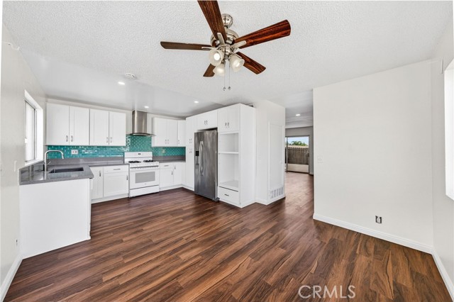 Detail Gallery Image 14 of 38 For 764 N Glendora Ave, Covina,  CA 91724 - 2 Beds | 3 Baths