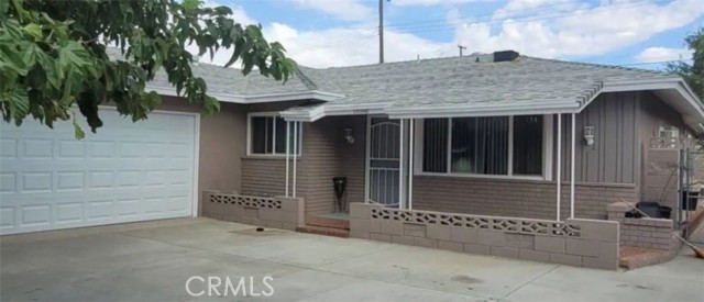 38848 Deer Run Road, Palmdale CA: https://media.crmls.org/medias/43781053-155d-4da8-9be7-2d56dcdb1914.jpg