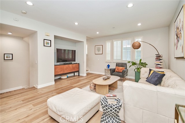 Detail Gallery Image 20 of 32 For 89 Liberty St, Tustin,  CA 92782 - 3 Beds | 3/1 Baths