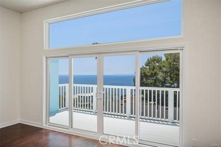 Front Image Thumbnail for CRLG25272968