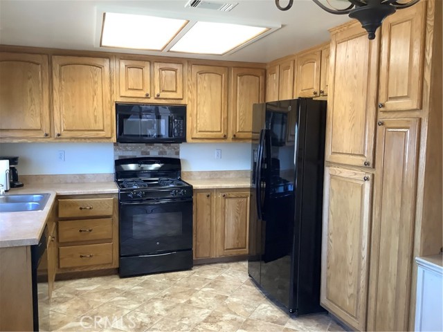 10578 Jamul Road, Apple Valley CA: https://media.crmls.org/medias/43791140-2f33-402d-9a78-f26f2cc264c6.jpg