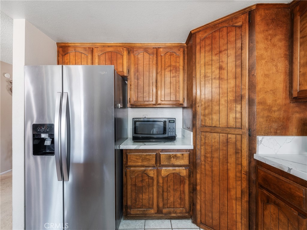 https://media.crmls.org/medias/437922b0-3834-418e-bb1e-64dc3dfedb4a.jpg?preset=X-Large