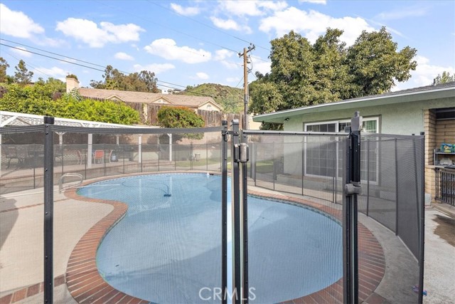 Detail Gallery Image 36 of 43 For 1304 Deauville Ct, San Bernardino,  CA 92404 - 4 Beds | 3 Baths