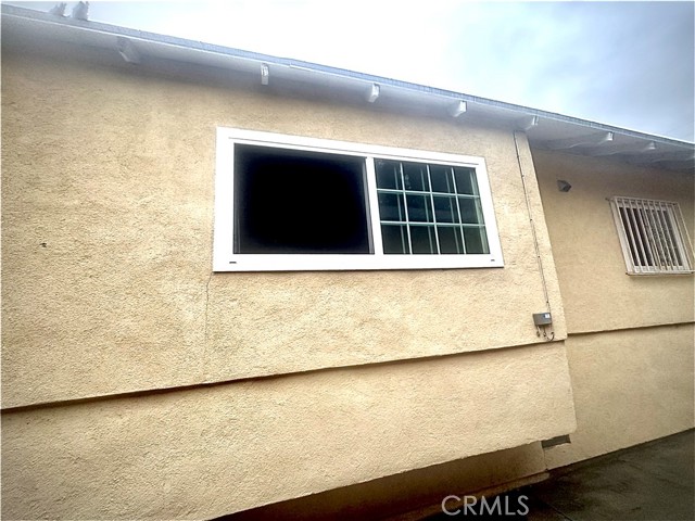 Detail Gallery Image 6 of 37 For 2129 30th W 30th, Los Angeles,  CA 90018 - 4 Beds | 1 Baths