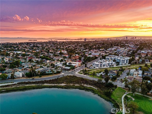 Detail Gallery Image 39 of 39 For 383 Park Ave, Long Beach,  CA 90814 - 3 Beds | 3 Baths