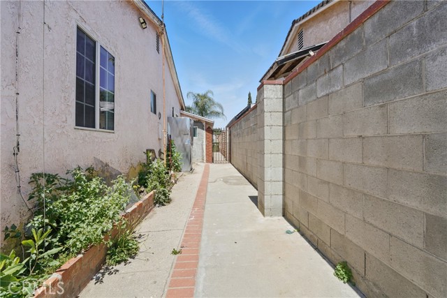 Detail Gallery Image 38 of 50 For 14276 Aztec St, Sylmar,  CA 91342 - 5 Beds | 4 Baths