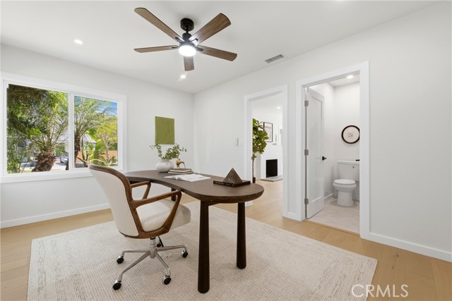 Detail Gallery Image 24 of 33 For 2563 S Bentley, Los Angeles,  CA 90064 - 3 Beds | 3 Baths