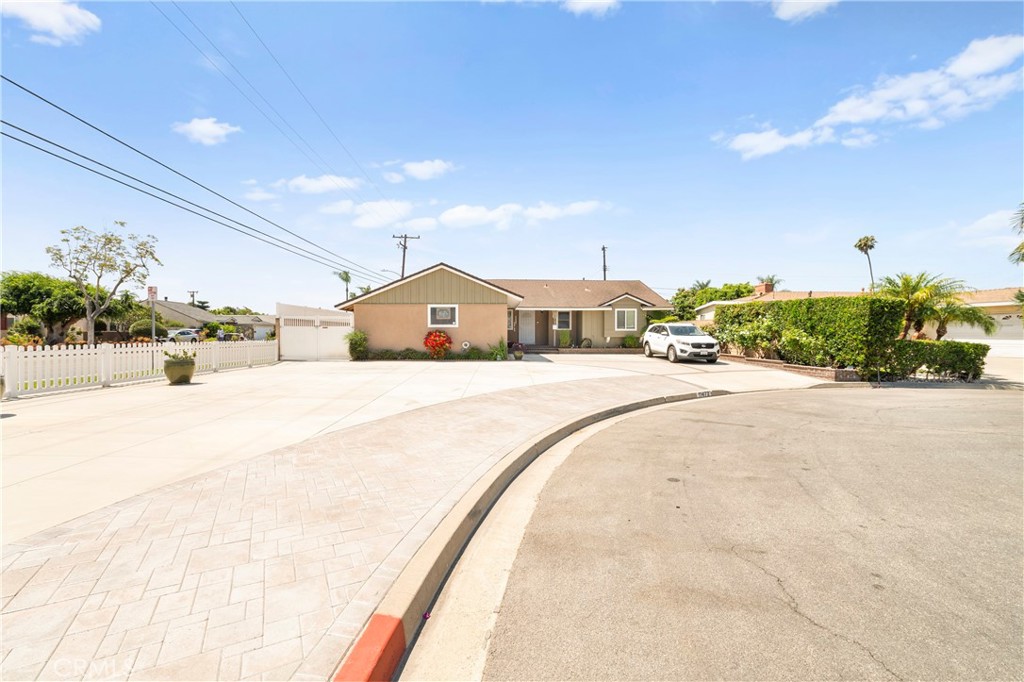11472 Presidio Way