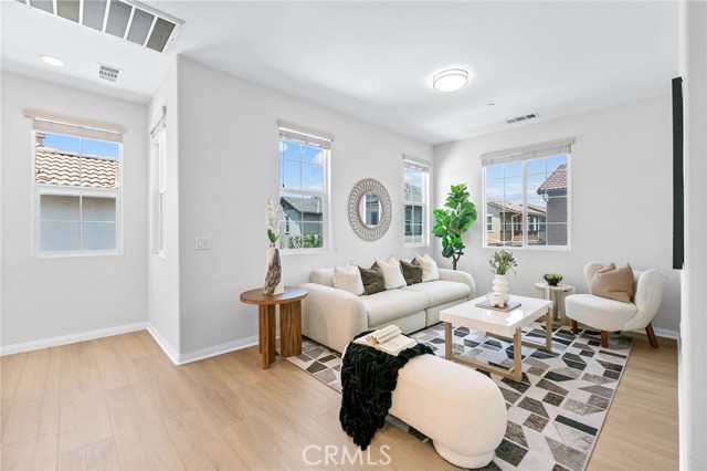13016 Waterlily Way, Chino CA: https://media.crmls.org/medias/437b3c5d-bcac-4a91-9c94-5a74ed77d7a5.jpg