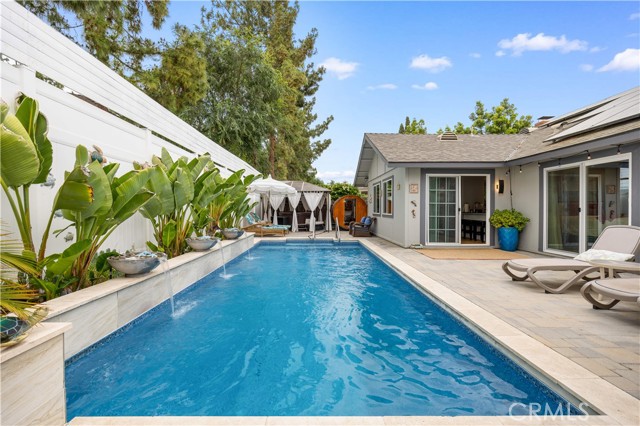 22361 Torino, Laguna Hills CA: https://media.crmls.org/medias/437b9c91-7176-49ea-9bb5-99afc3a71744.jpg