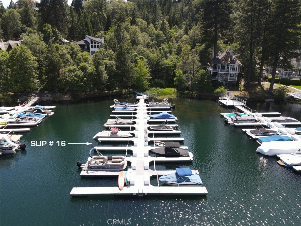 https://media.crmls.org/medias/437bb562-87c3-4980-9731-0c03d1f943f9.jpg?preset=X-Large