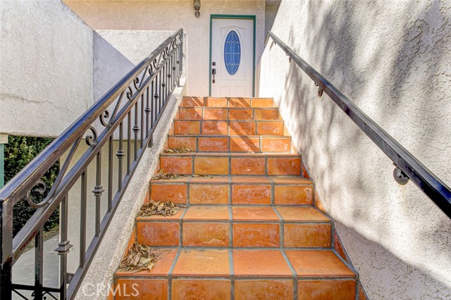 Detail Gallery Image 27 of 55 For 6648 Gaviota Ave, Lake Balboa,  CA 91406 - 4 Beds | 4 Baths