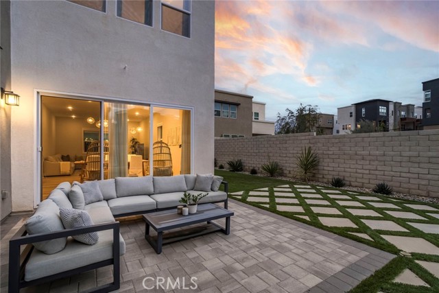 Detail Gallery Image 60 of 74 For 27018 California Ct, Valencia,  CA 91381 - 4 Beds | 4/1 Baths