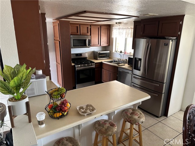 11780 Jamacha Road, Apple Valley CA: https://media.crmls.org/medias/437c97f5-240c-4e40-90d6-e94135f258a8.jpg