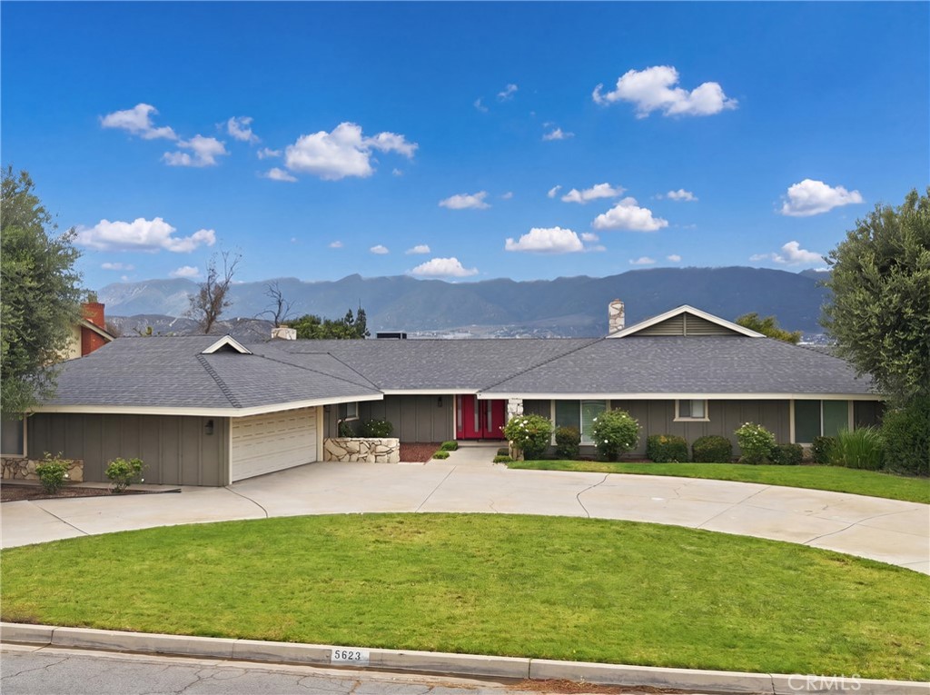 5623 Sycamore