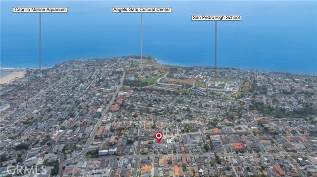 823 W 25th Street, San Pedro CA: https://media.crmls.org/medias/437d7079-537d-43c4-834e-4a31529d76b4.jpg