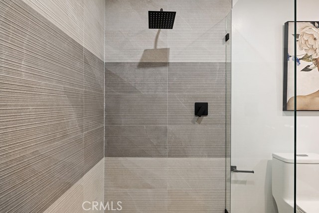 11245 Greenlawn Avenue, Culver City, California 90230, 5 Bedrooms Bedrooms, ,3 BathroomsBathrooms,Residential Lease,For Rent,11245 Greenlawn Avenue,CRSR25156538