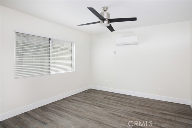 1141 E Broadway, Long Beach CA: https://media.crmls.org/medias/437e5b0b-bb9c-4f44-aad2-f8297bb62252.jpg