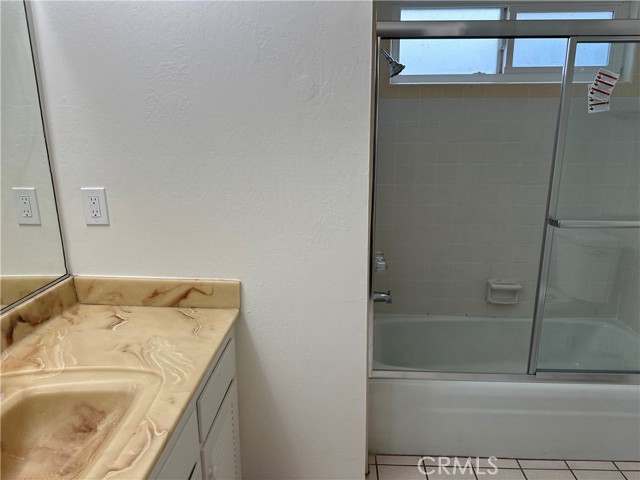 Detail Gallery Image 7 of 11 For 13235 Palm Pl, Cerritos,  CA 90703 - 4 Beds | 2 Baths