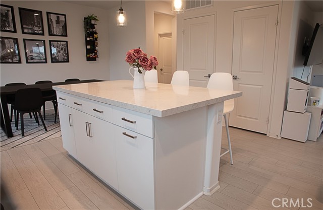 Detail Gallery Image 7 of 17 For 15941 Bravery Ave, Chino,  CA 91708 - 3 Beds | 2/1 Baths