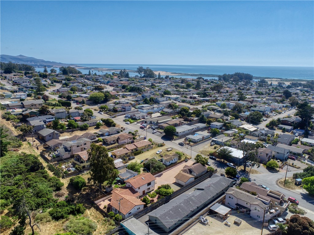 Detail Gallery Image 70 of 75 For 584 Kings Ave, Morro Bay,  CA 93442 - 3 Beds | 3 Baths