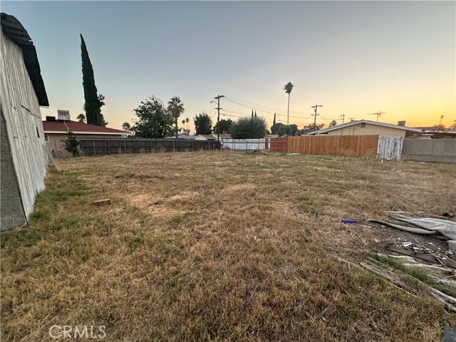 Image 2 for 560 N Acacia Ave, Rialto, CA 92376