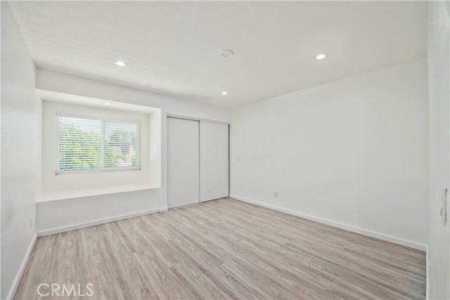 20227 Elkwood Street, Winnetka CA: https://media.crmls.org/medias/437f14d0-1ce6-4558-83f4-772f1a413fb7.jpg