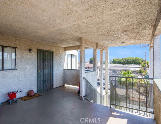 Detail Gallery Image 18 of 25 For 11943 Grevillea Ave, Hawthorne,  CA 90250 - – Beds | – Baths