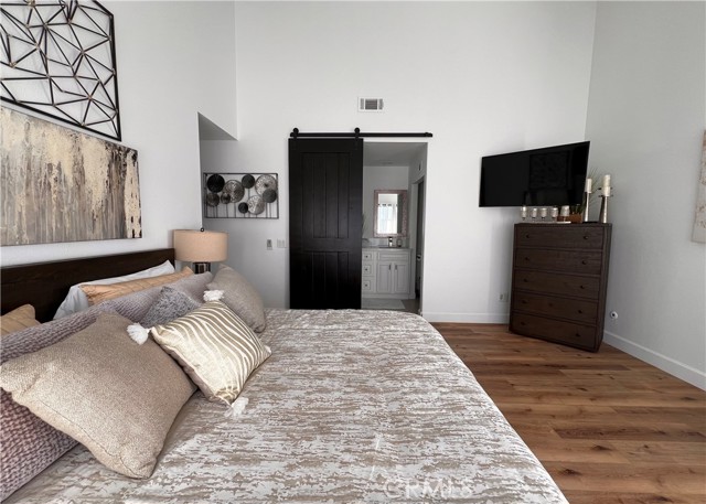 Detail Gallery Image 17 of 33 For 7 Swift Ct #210,  Newport Beach,  CA 92663 - 3 Beds | 2/1 Baths