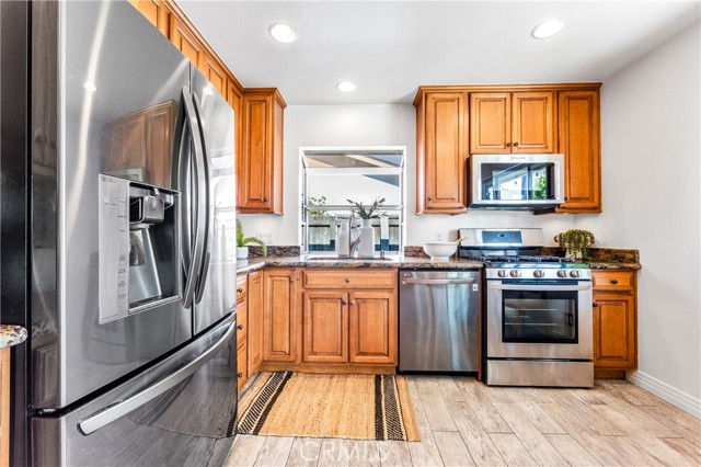 Detail Gallery Image 10 of 50 For 5402 Belgrave Ave, Garden Grove,  CA 92845 - 4 Beds | 2 Baths
