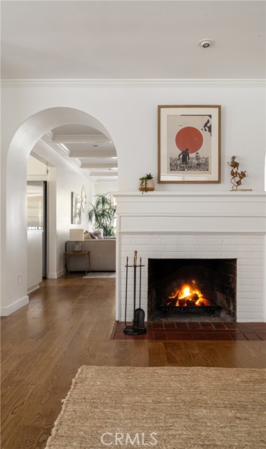 Detail Gallery Image 5 of 34 For 4312 Klump, Studio City,  CA 91602 - 3 Beds | 2 Baths