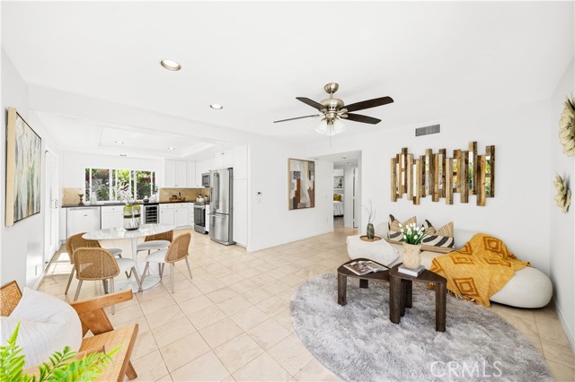 18701 Paseo Cortez, Irvine CA: https://media.crmls.org/medias/43822c9f-e586-4b4c-bc81-ae69cd0b23ca.jpg