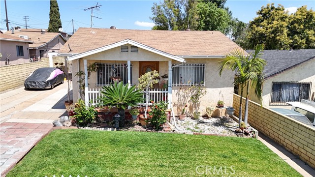 Detail Gallery Image 1 of 50 For 4325 Eagle St, East Los Angeles,  CA 90022 - 2 Beds | 1 Baths
