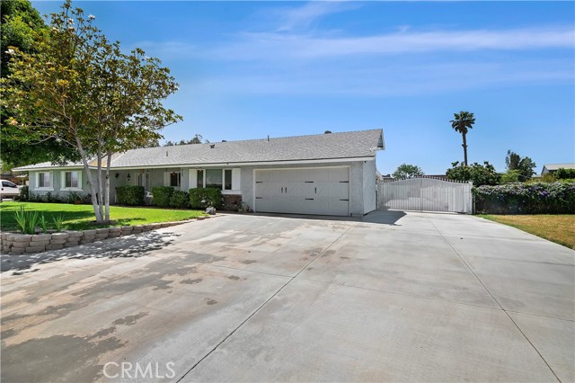 Image 2 for 5179 Trail Canyon Dr, Jurupa Valley, CA 91752