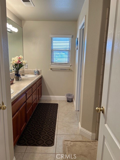 Detail Gallery Image 37 of 72 For 14 Sparrow Hawk, Chico,  CA 95928 - 4 Beds | 2/1 Baths