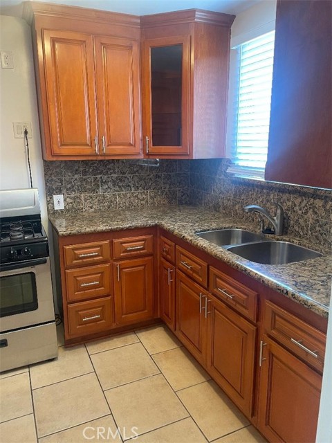 6940 Glasgow Avenue, Los Angeles CA: https://media.crmls.org/medias/438417f3-7da5-4ace-b932-b99df5d37979.jpg