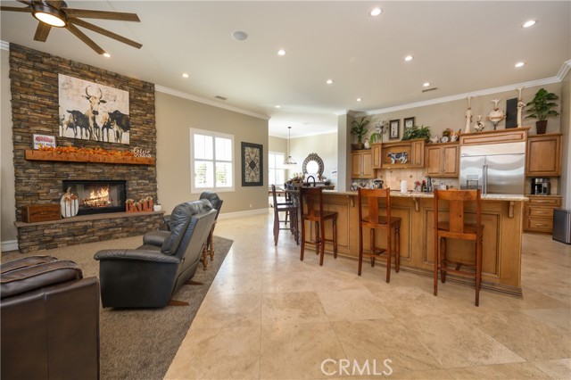 Detail Gallery Image 14 of 46 For 38150 via Huerta, Murrieta,  CA 92562 - 5 Beds | 4/2 Baths