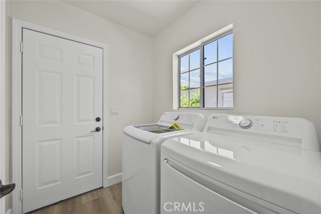Detail Gallery Image 10 of 32 For 13358 Blythe St, North Hollywood,  CA 91605 - 3 Beds | 2/1 Baths