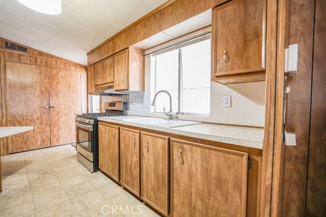 Image 12 of 25 For 282 La Paloma